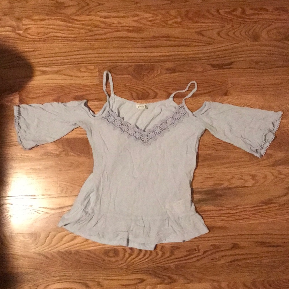 baby blue long sleeve crop top